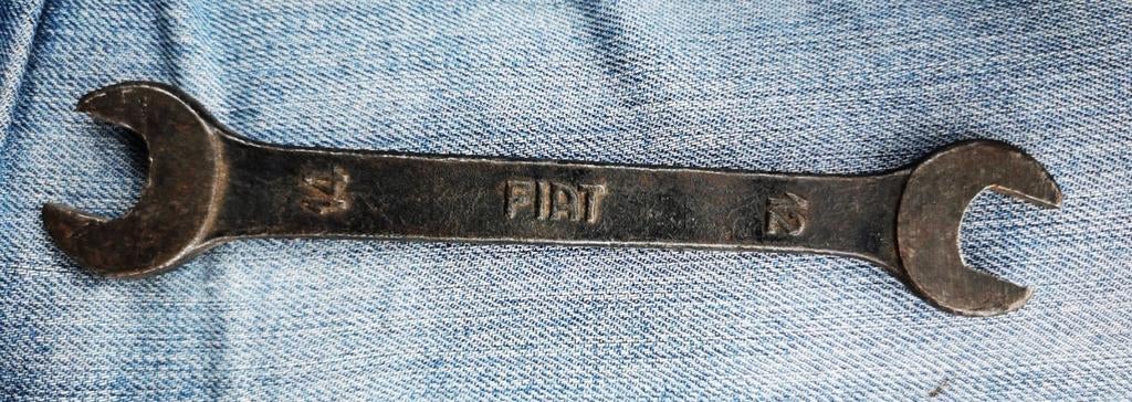 Fiat oldtimer steeksleutel  maat 12-14, Auto diversen, Autogereedschap, Ophalen of Verzenden, Zo goed als nieuw