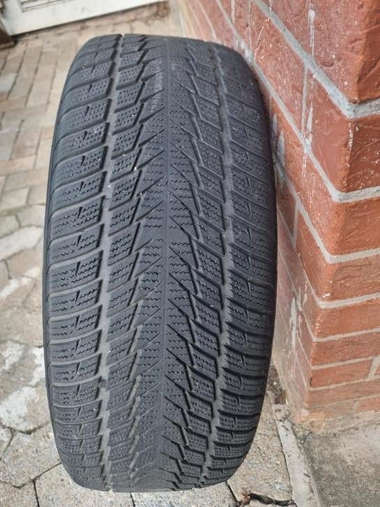 Atlas Polarbear 225/55R18 winterbanden, Ophalen, Zo goed als nieuw