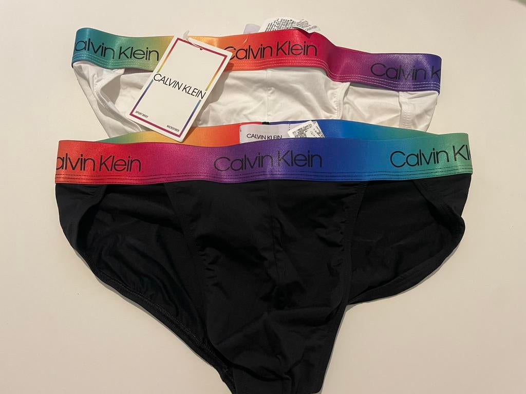 Tanga en microfibre Calvin Klein, Envoi, Autres couleurs, Calvin Klein, Slip