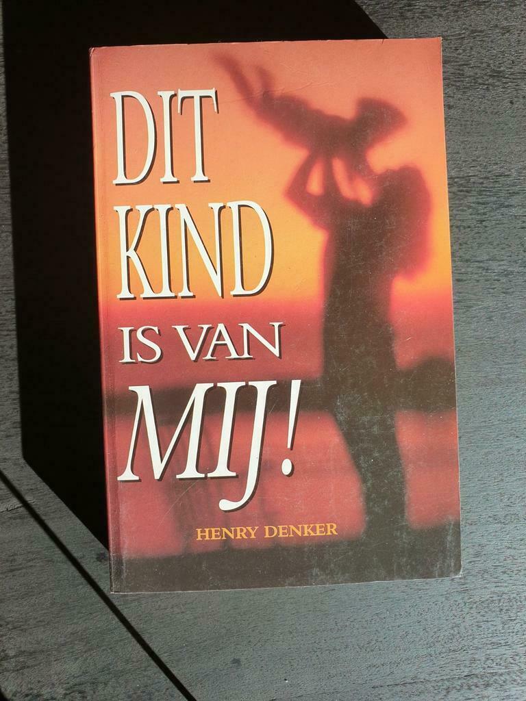 Leesboek - Dit kind is van mij - Henry Denker, Ophalen of Verzenden, Zo goed als nieuw