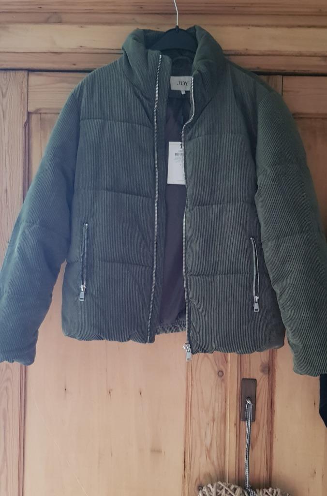 JDY kaki donsjas  Maat L, Maat 42/44 (L), Nieuw, Ophalen of Verzenden, JDY