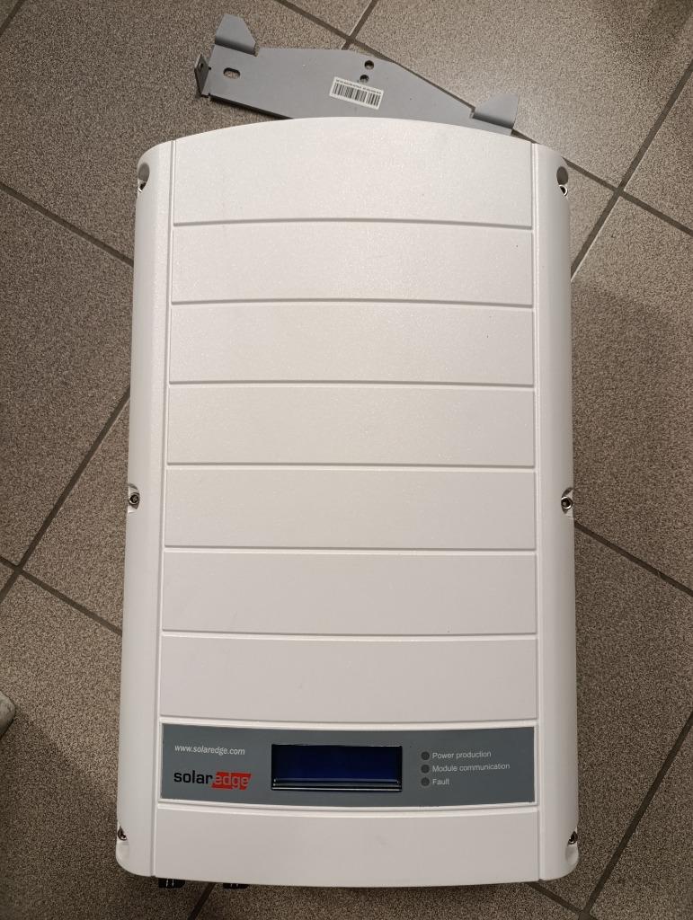 Onduleur solar edge, Bricolage & Construction, Panneaux solaires & Accessoires, Enlèvement, Utilisé, 200 watts-crêtes ou plus