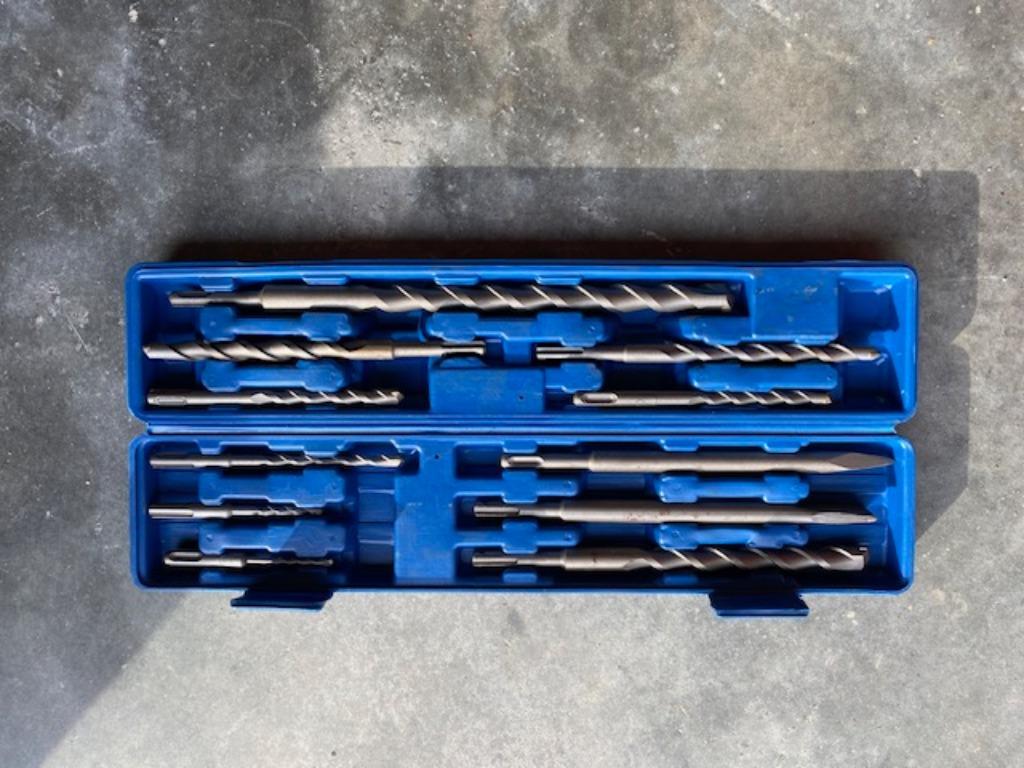 Kit de perçage, Enlèvement, Neuf, Marteau perforateur et/ou Marteau piqueur
