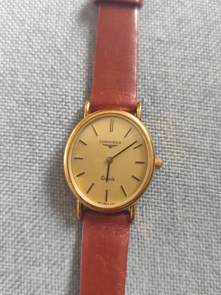 Montre Longines à quartz vintage pour femmes — Suisse — Cal., Collections, Stylos, Enlèvement