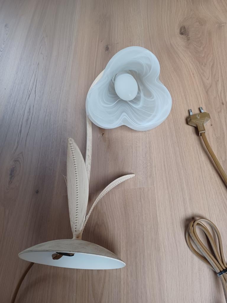 Belle lampe de nuit/de table en forme de fleur, Maison & Meubles, Lampes | Appliques, Enlèvement, Comme neuf, Verre
