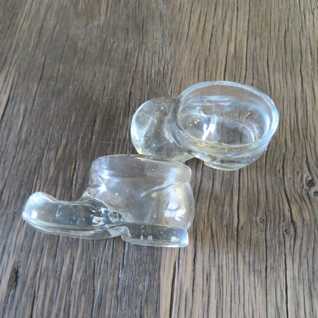 Lot vintage de 2 porte-pipes en verre (forme de chaussure), Enlèvement ou Envoi