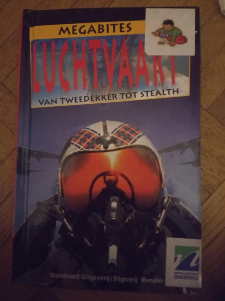 Boek megabites luchtvaart van tweedekker tot stealth, Boeken, Ophalen of Verzenden