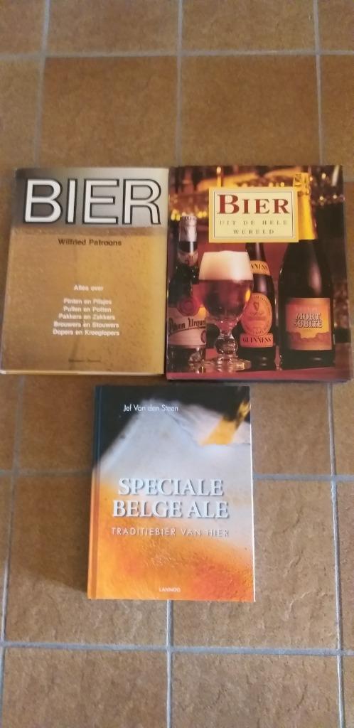 Boeken over bier, Enlèvement ou Envoi, Comme neuf, Autres types