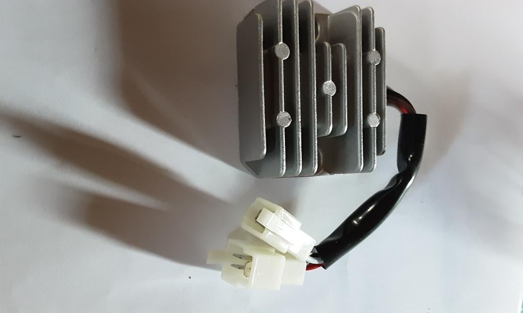Spanningsregelaar /Regulator voor BMW F650 GS, Motoren, Ophalen of Verzenden, Nieuw