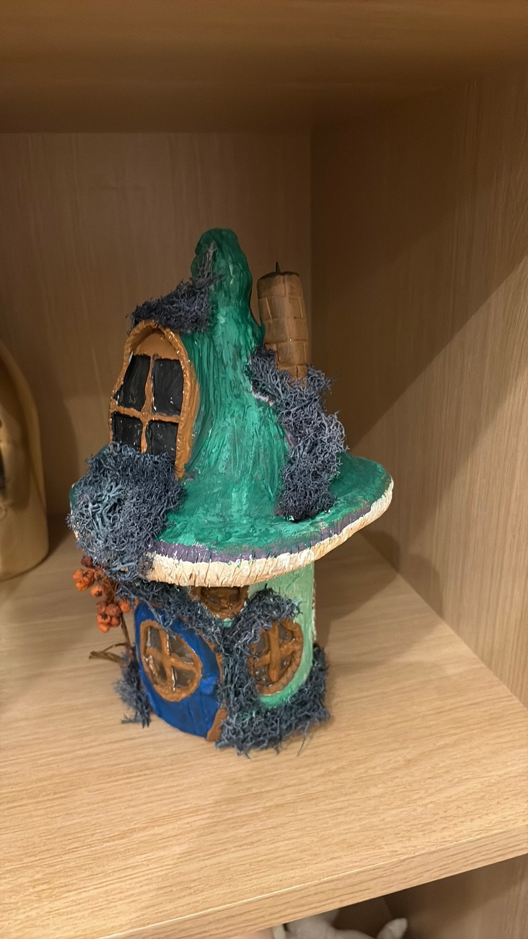 Kabouterhuisje in klei, Ophalen of Verzenden, Zo goed als nieuw