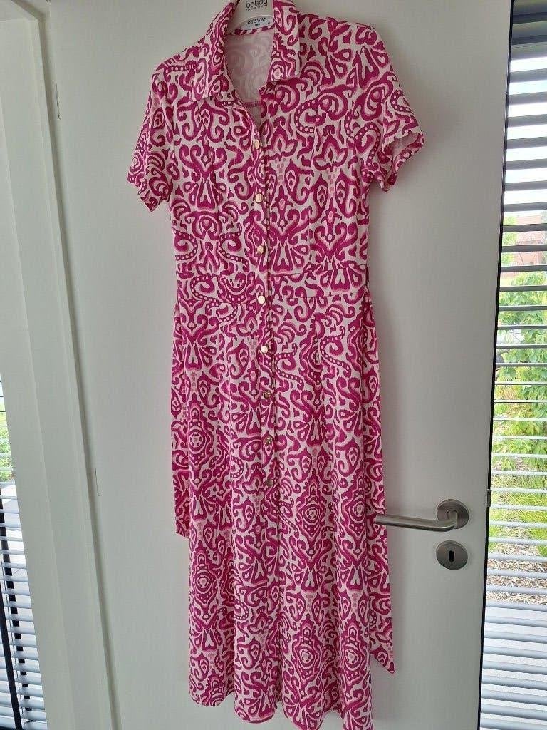 jurk (lang), Kleding | Dames, By swan, Zo goed als nieuw, Roze, Onder de knie