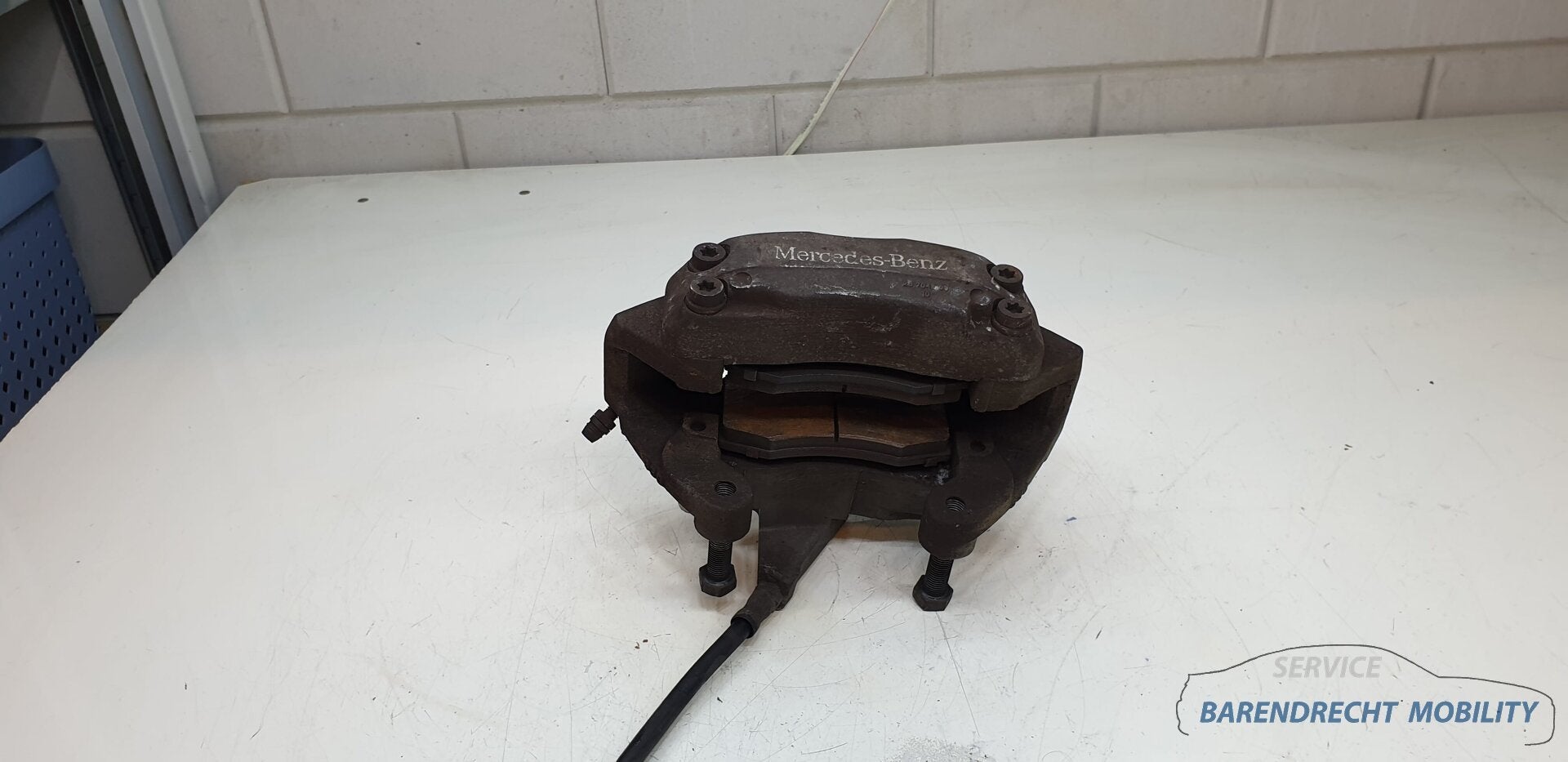 Mercedes W220 W215 CL S Klasse remklauw rem klauw remjuk rem, Auto-onderdelen, Gebruikt, Mercedes-Benz AG, Mercedes-Benz, Mercedesstrasse 120
70372  Stuttgart, DE