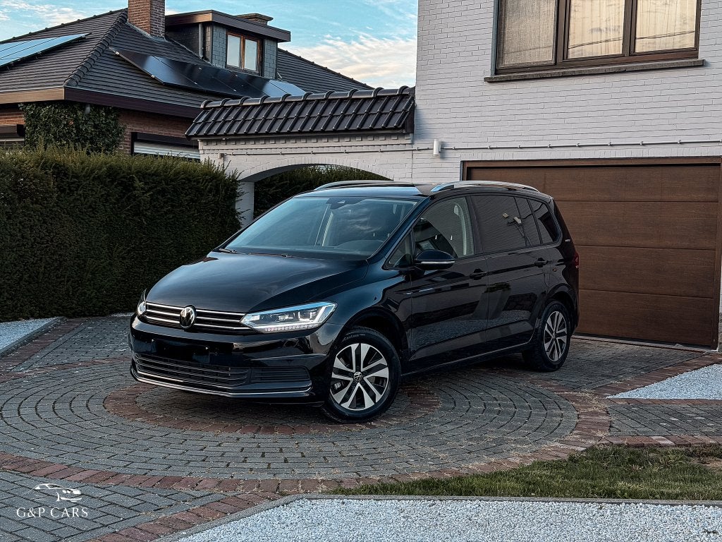 Volkswagen Touran/2026/7-ZIT/DSG/IQ.LIGHT/ACC/NAVI/CAMERA/, Autos, Achat, Entreprise, 7 places, Ordinateur de bord