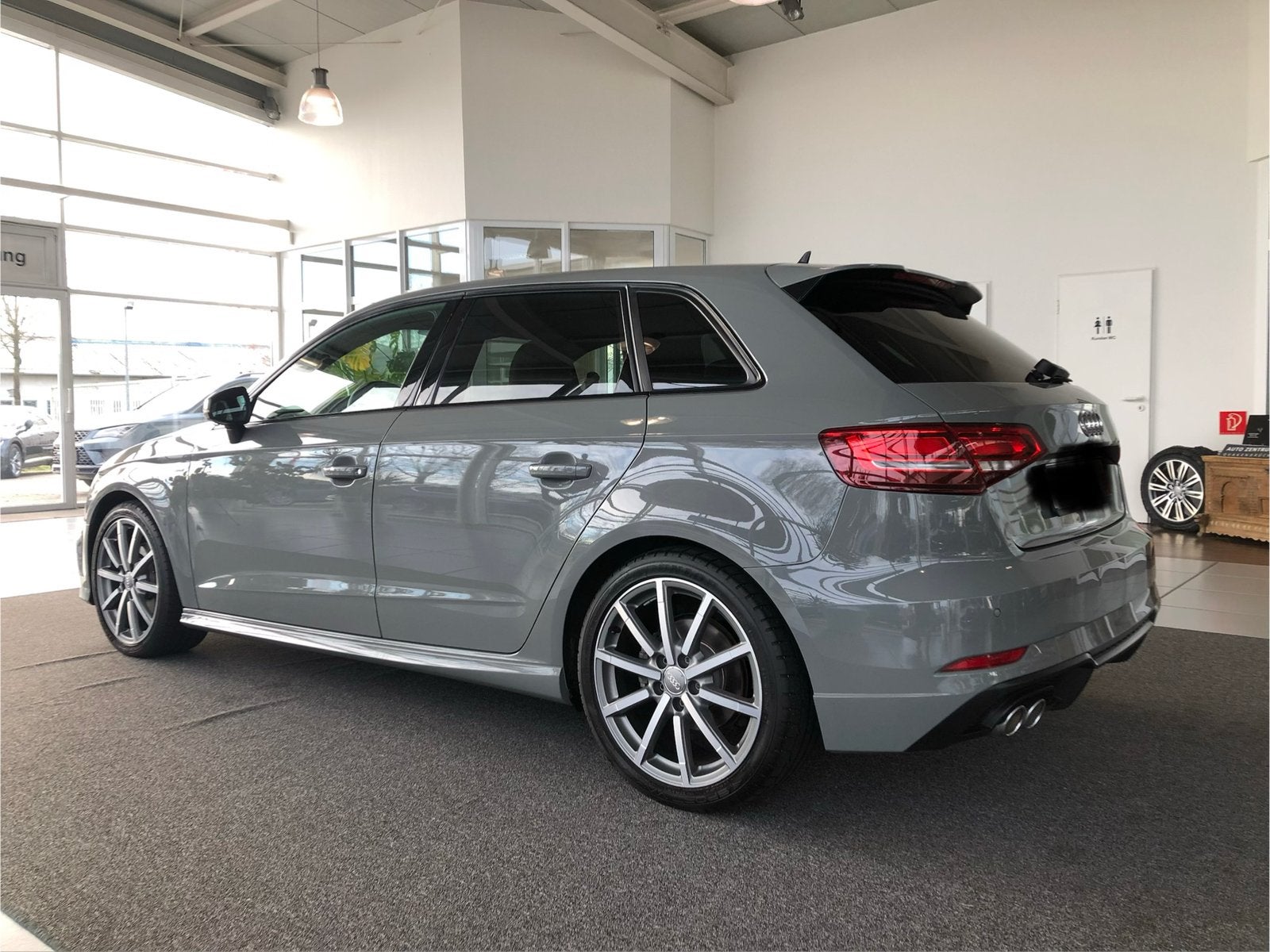 Audi A3 1.5 TFSI 3x S-Line, Autos, Achat, Ordinateur de bord, Noir, 5 portes