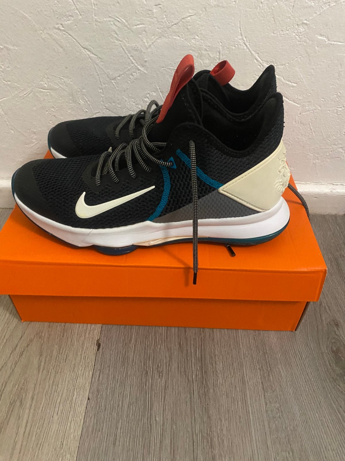 Basket nike, Ophalen, Zo goed als nieuw