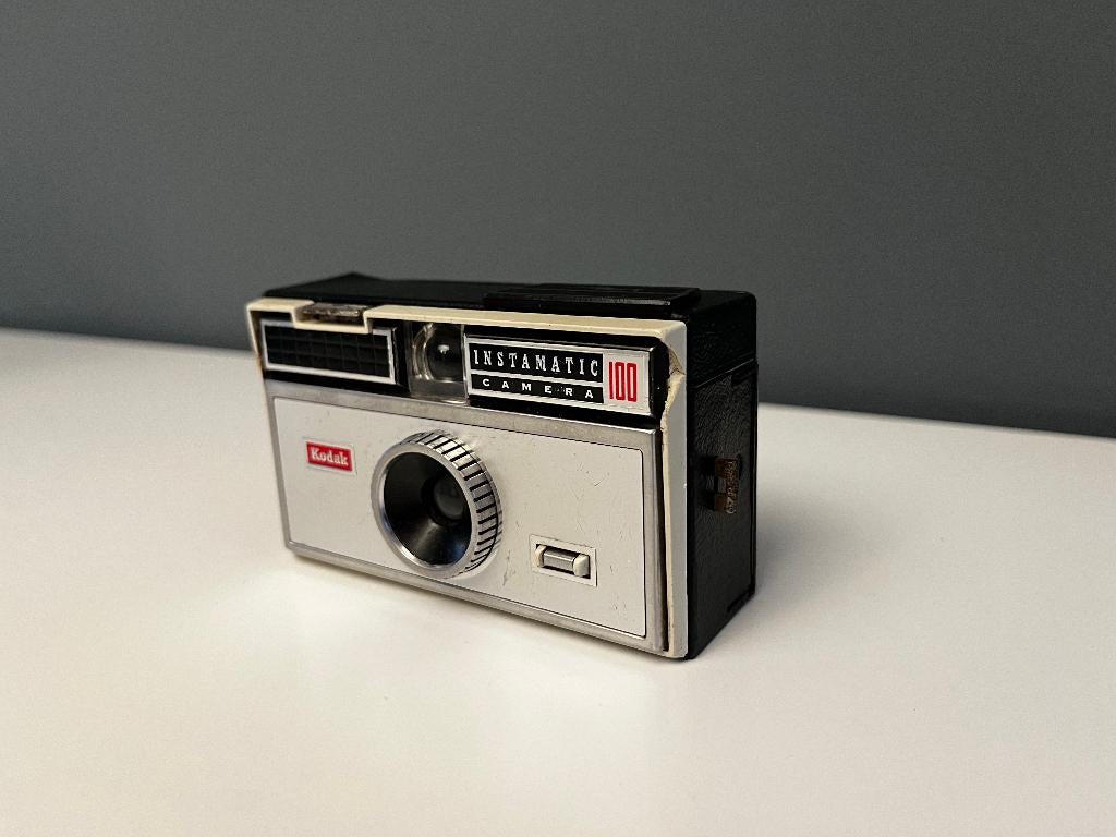 Kodak Instamatic 100 (Années 60), Enlèvement ou Envoi, Utilisé, Compact, Kodak