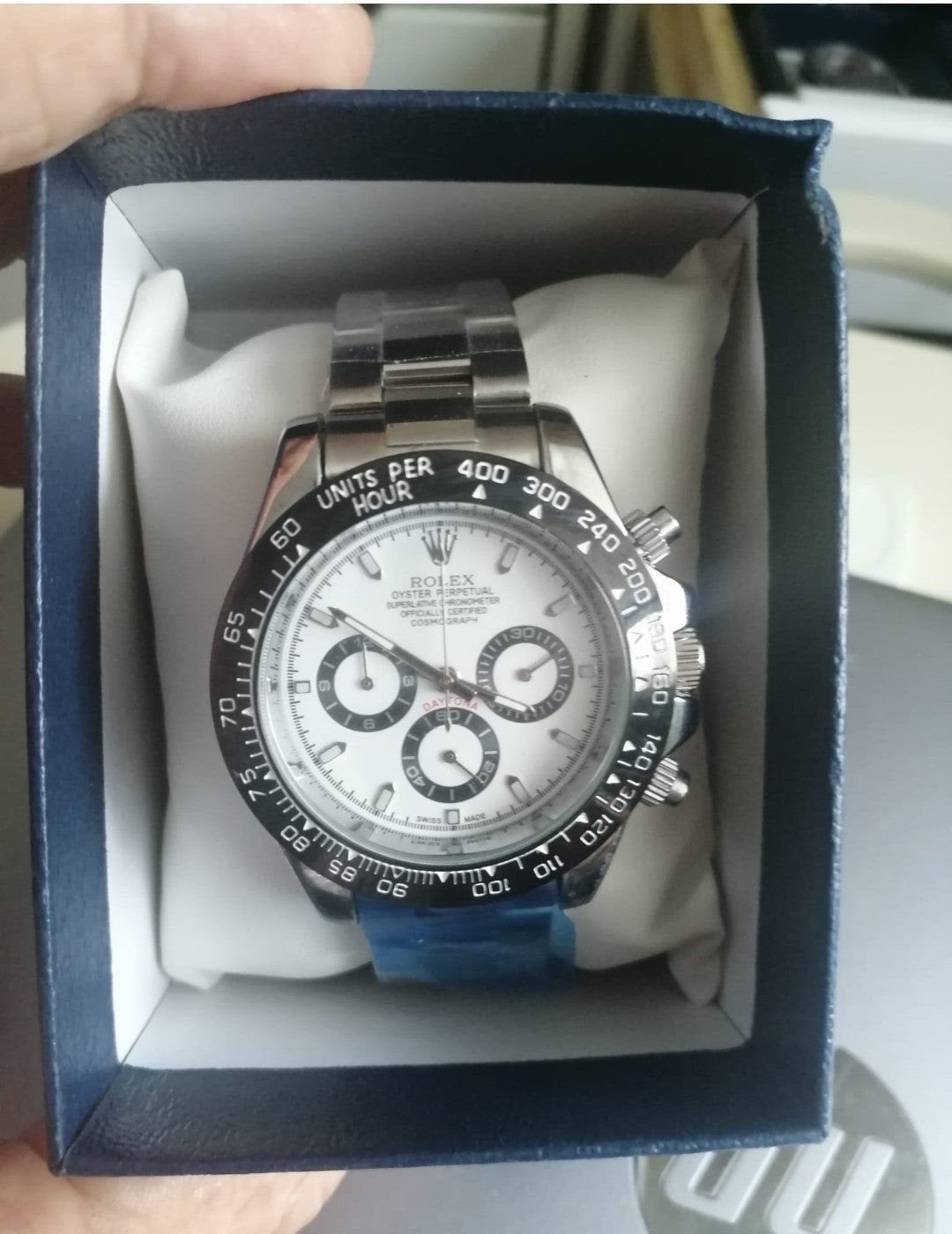 nieuw Rolex Daytona nog nieuw in doosje werkende chonograaf, Bijoux, Sacs & Beauté, Montres | Hommes, Rolex, Enlèvement ou Envoi