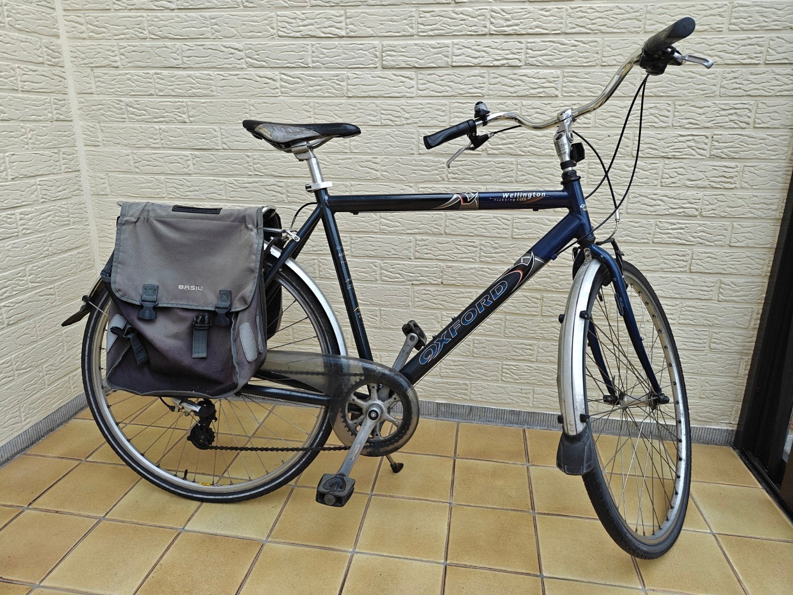 Oxford Wellington Herenfiets (met Basil fietstas), Vélos & Vélomoteurs, Vélos | Hommes | Vélos pour homme, Enlèvement
