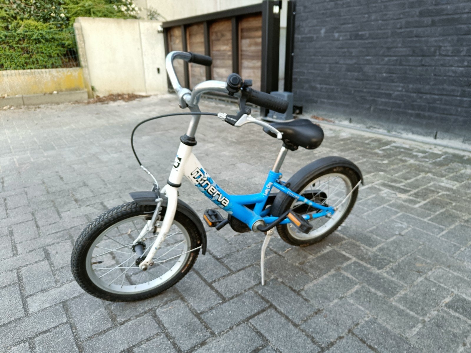 meisjes fiets, Ophalen