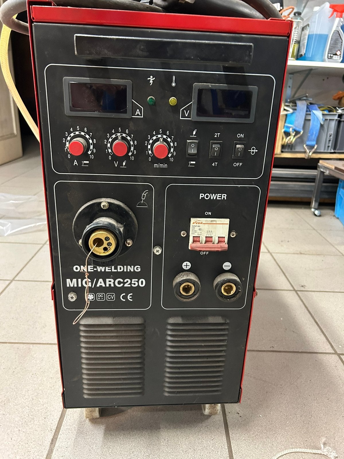Laspost mig/arc, Ophalen, Gebruikt, 250 ampère, CO2