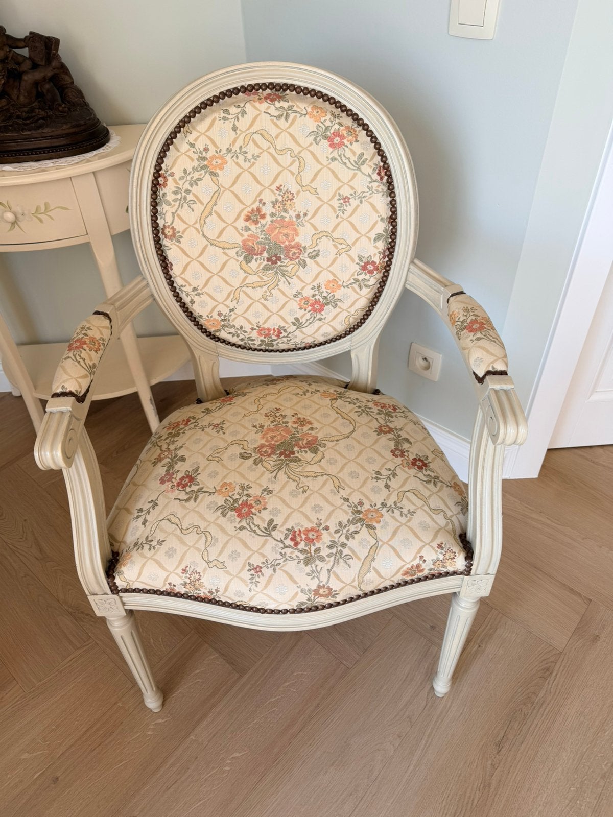 Elegante klassieke Louis XVI fauteuil  – uitstekende staat, Ophalen
