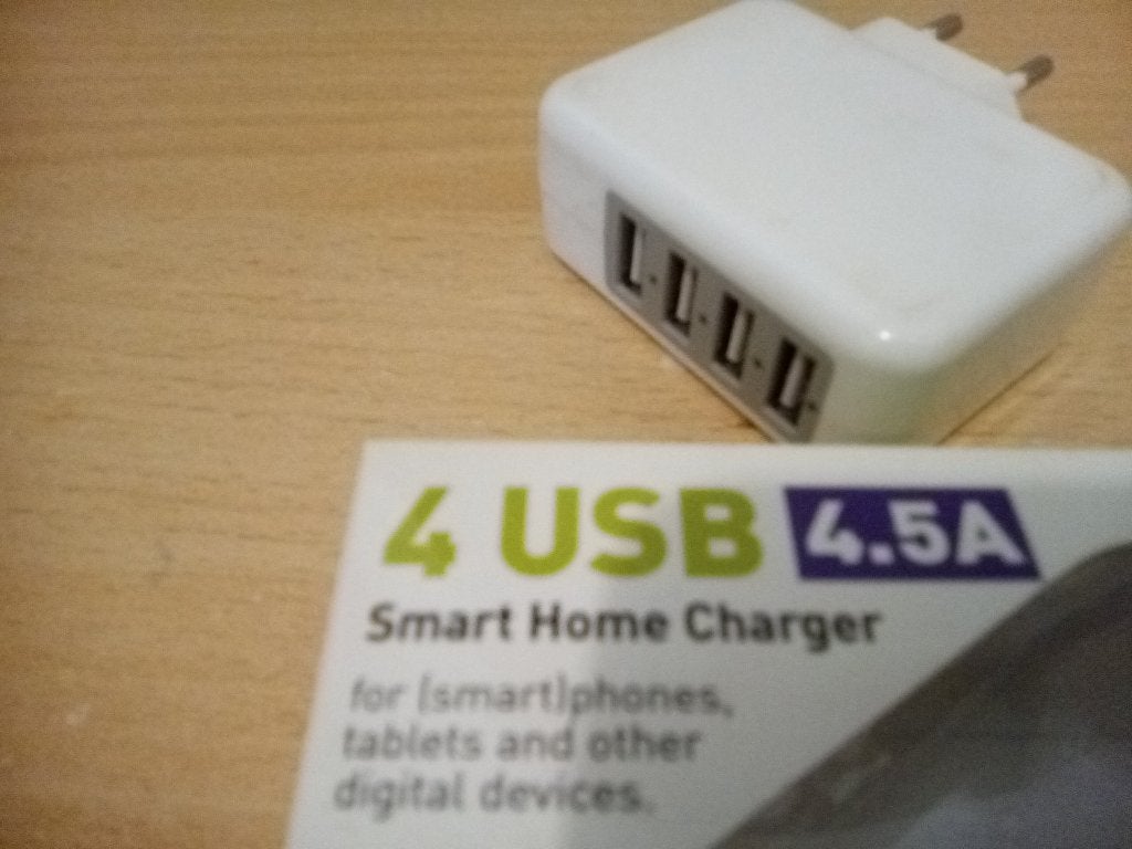 smart quick charge - usb, Telecommunicatie, Ophalen of Verzenden, Zo goed als nieuw, Snellader