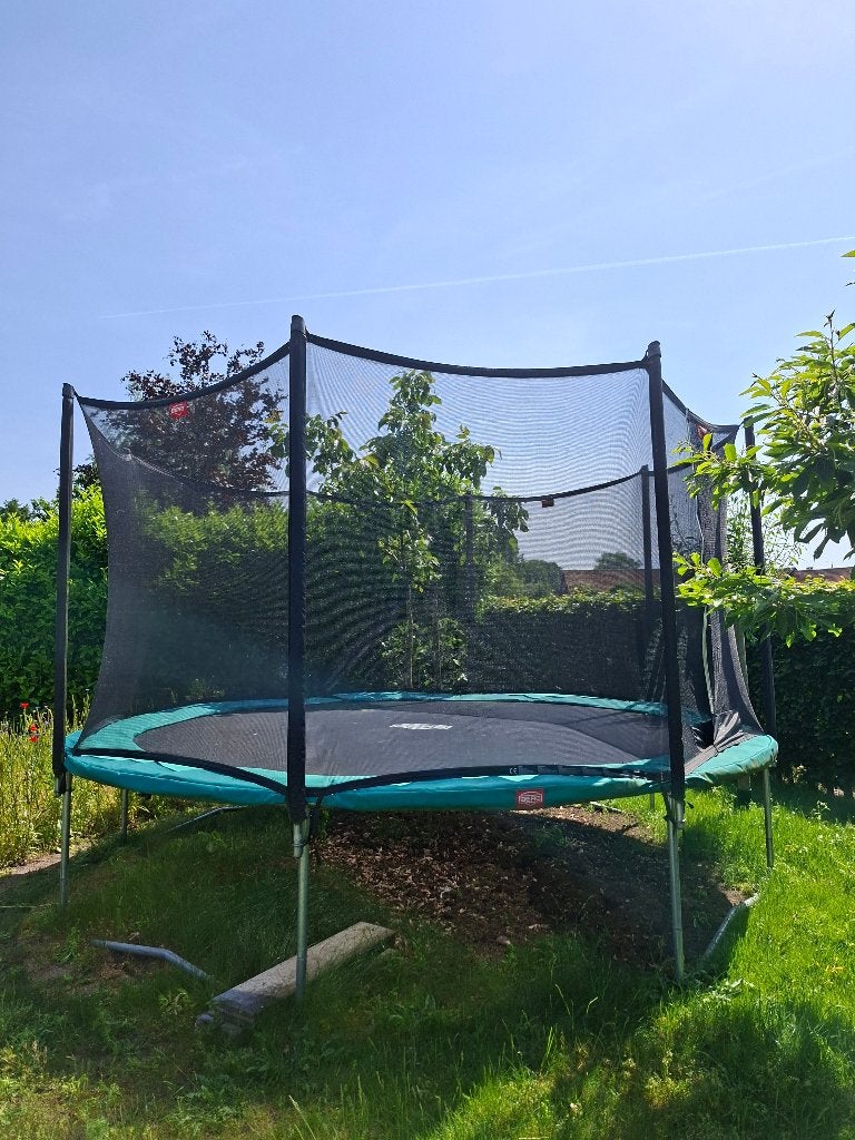 Trampoline Berg, Kinderen en Baby's, Speelgoed | Buiten | Trampolines, Ophalen, Zo goed als nieuw