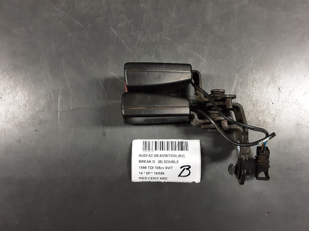 VEILIGHEIDSGORDEL Audi A3 (8V1 / 8VK) (8V0857739QVZ), Gebruikt, Mevr. I. Hauben, Audi, Rue de l'Espoir 34 34
4030  GRIVEGNÉE, BE