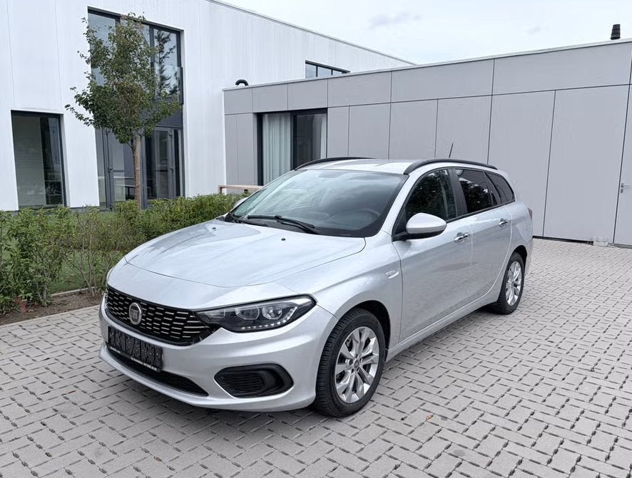 Fiat Tipo 1.3 Diesel (Euro 6b) + Garantie, Auto's, 1295 cc, Dealer onderhouden, https://public.car-pass.be/vhr/ed3e7fd2-a734-4283-8893-47c003a79eb8