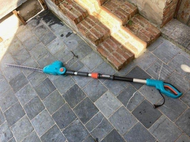 Gardena THS 500/48 - Elec. telescopische haagschaar te koop, Tuin en Terras, Ophalen, Zo goed als nieuw, Elektrisch, Gardena husqvarna