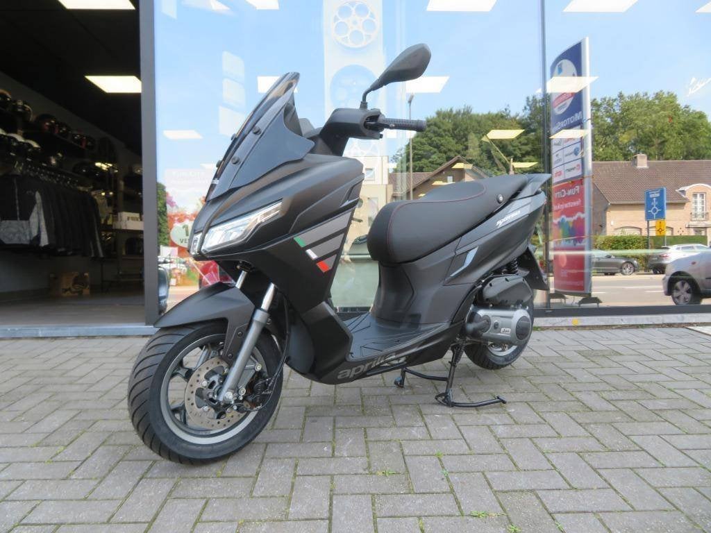 Aprilia SXR 50cc classe B avec 600€ de réduction, Vélos & Vélomoteurs, Neuf, Autres modèles, Classe B (45 km/h), Enlèvement