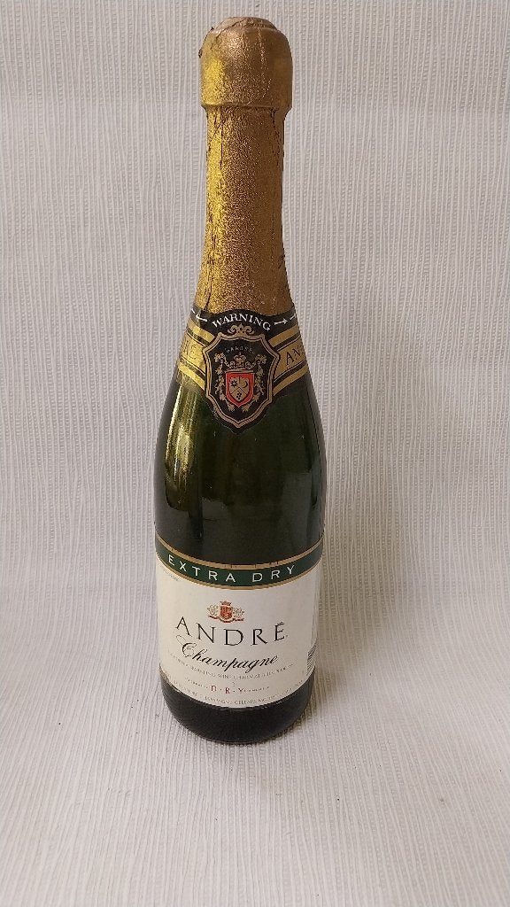 Volle fles champagne André 3, Verzamelen, Ophalen of Verzenden, Gebruikt, Champagne, Vol