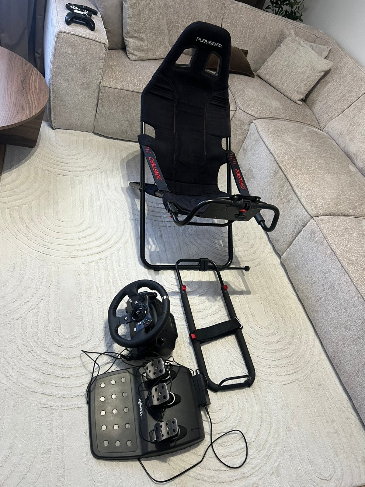 Volant et pédale Playseat Challenger + Logitec., Enlèvement ou Envoi, Comme neuf