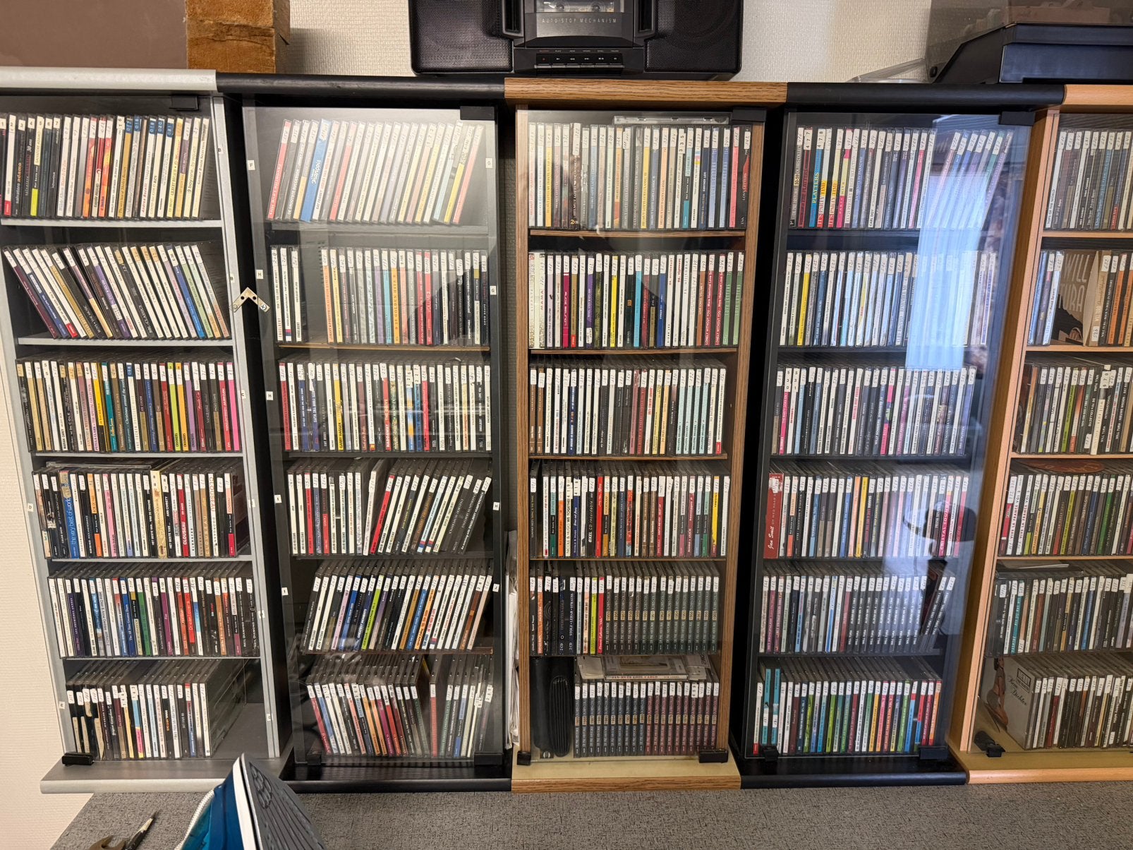 +-1000 cd vlaamse muziek, CD & DVD, CD | Compilations, Enlèvement ou Envoi, Comme neuf