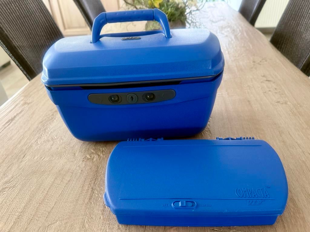 Beautycase / Make-up koffer – Hardcase met sleutel, Enlèvement, Comme neuf, Bleu, Rigide