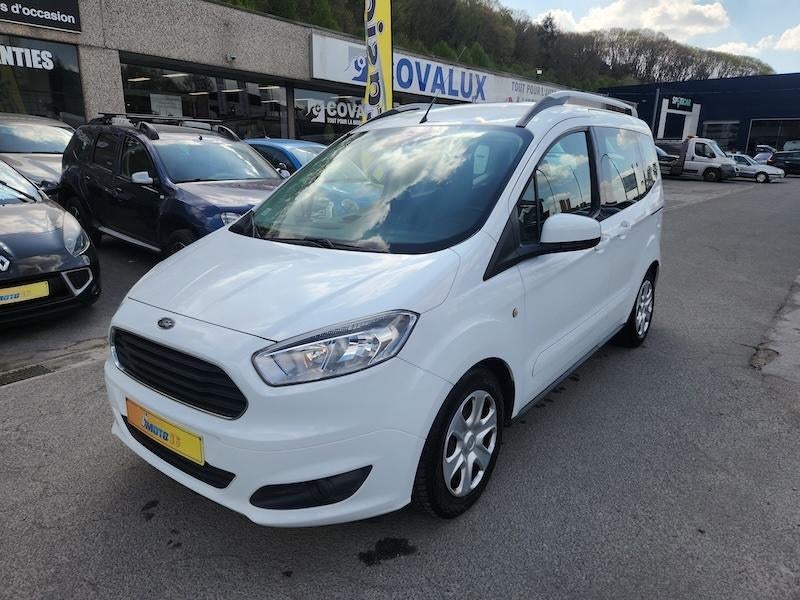 Ford Touneo Courier essence euro6b avec 115000 km "Moto46", Auto's, Ford, Voorwielaandrijving, Wit, 5 deurs, 3 cilinders