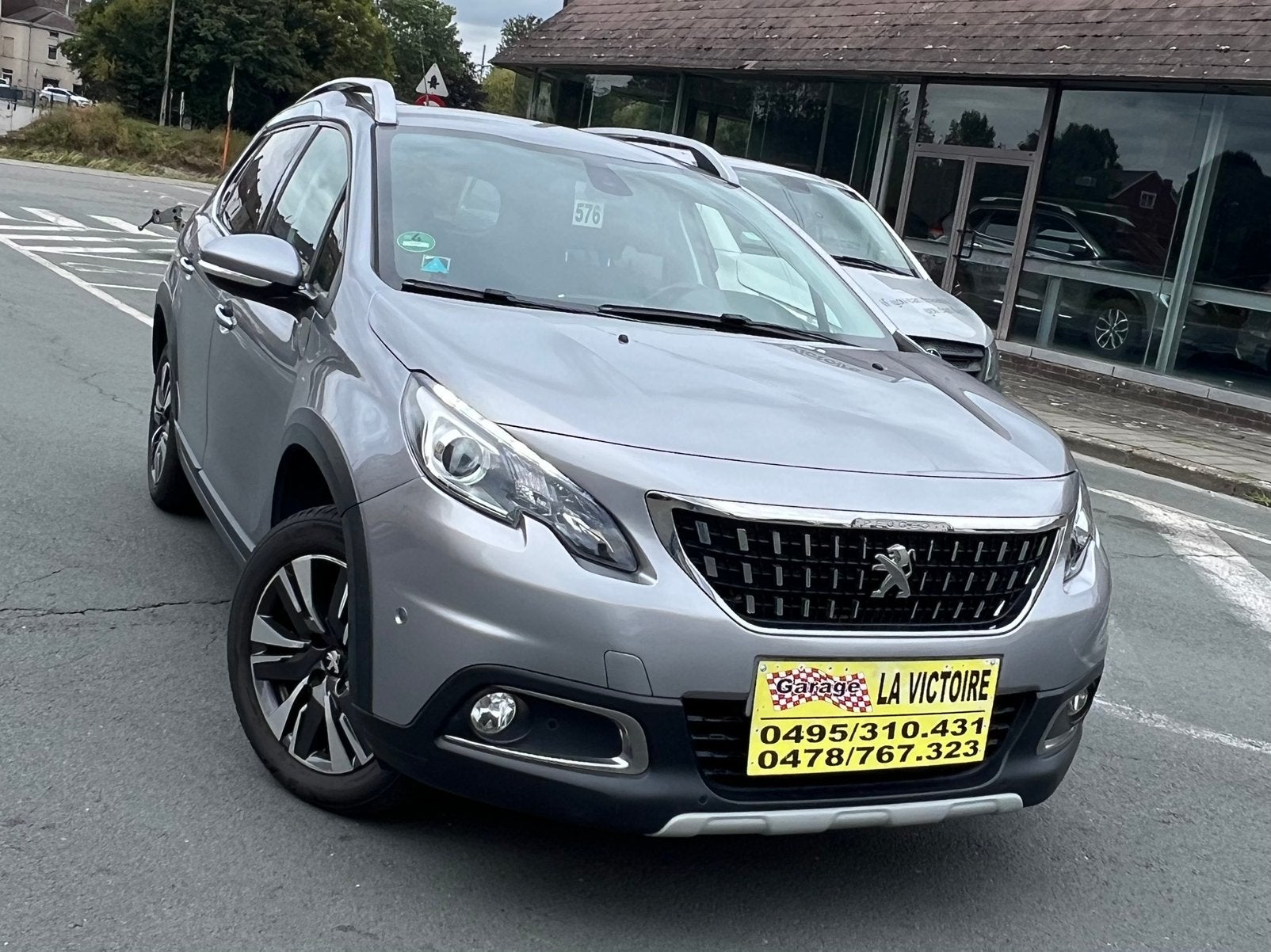Peugeot 2008 , 1.2 essence 2018 année 122000km 0032478767323, Voorwielaandrijving, Dealer onderhouden, Euro 6, 1199 cc