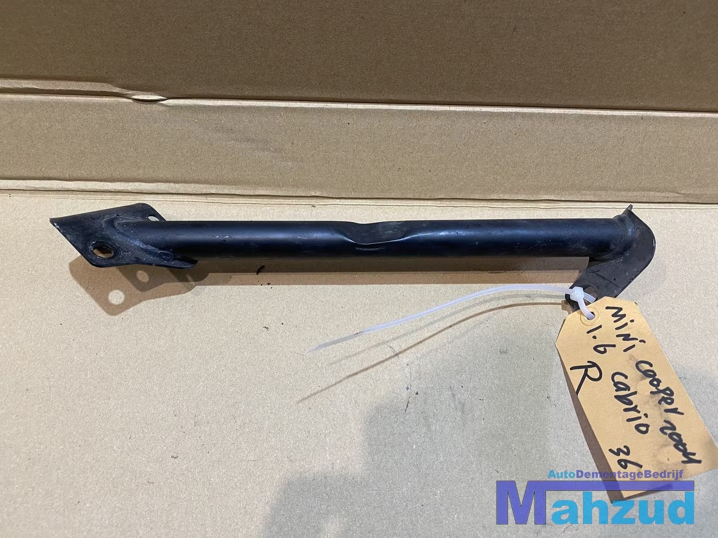 MINI COOPER R50 R52 R53 Verstevigings balk chassis balk 2001, Customer.service@mini.co.uk, BMW AG, Petuelring 130
80788  Munich, DE