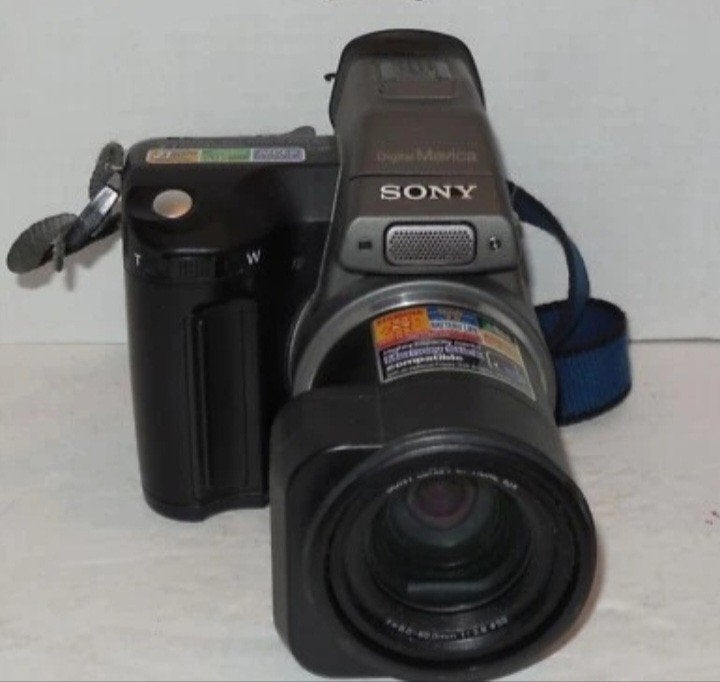 Sony mavica MVC FD95, Audio, Tv en Foto, Fotocamera's Digitaal, Gebruikt, Ophalen of Verzenden, 2 Megapixel, Sony