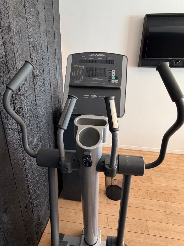 Professionele crosstrainer Life Fitness, Enlèvement, Utilisé, Jambes, Autres matériaux