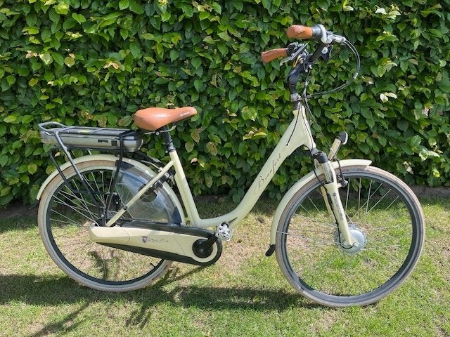 Vélo électrique, Autres marques, 47 à 51 cm, 50 km par batterie ou plus, Comme neuf