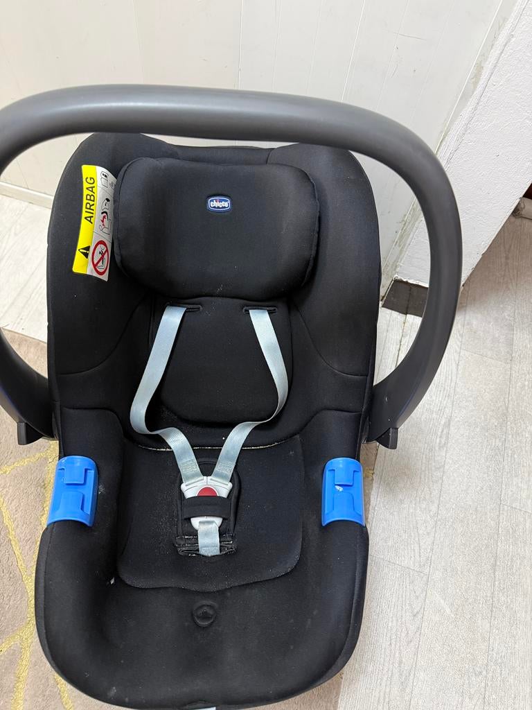 Chicco trio love up maxi cosi isofix bugyy 3 pieces, Enlèvement, Comme neuf