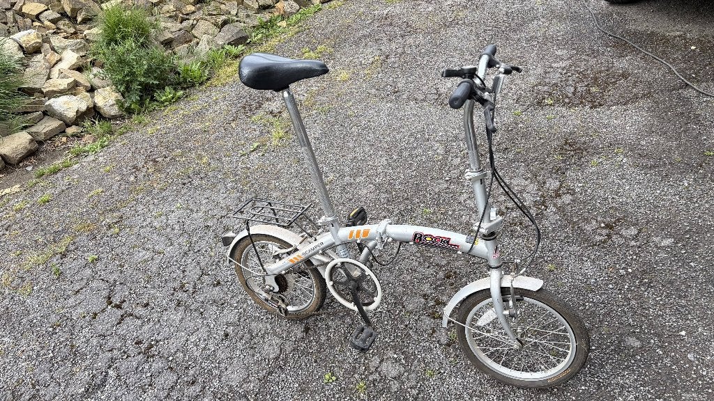 velo pliable Scamper (pneus crevés), Vélos & Vélomoteurs, Enlèvement, Utilisé, Partiellement pliable, 16 à 18 pouces