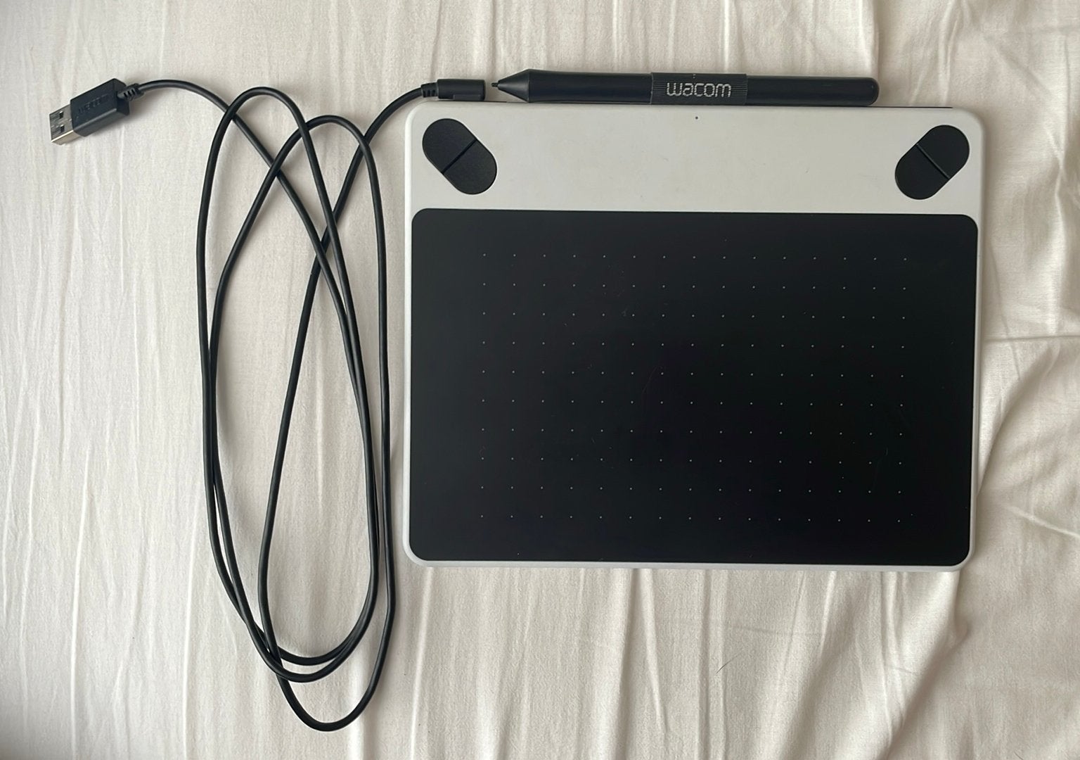 Tablette graphique Wacom Intuos, Ophalen of Verzenden, Zo goed als nieuw