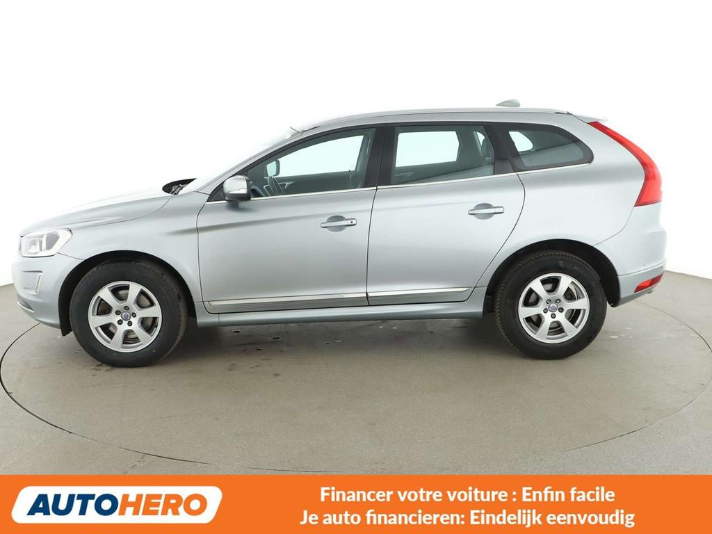 Volvo XC60 2.4 D5 Summum AWD (bj 2015, automaat), Auto's, Automaat, https://public.car-pass.be/vhr/23482f6b-e13e-4a17-9ab7-f74d087cc289