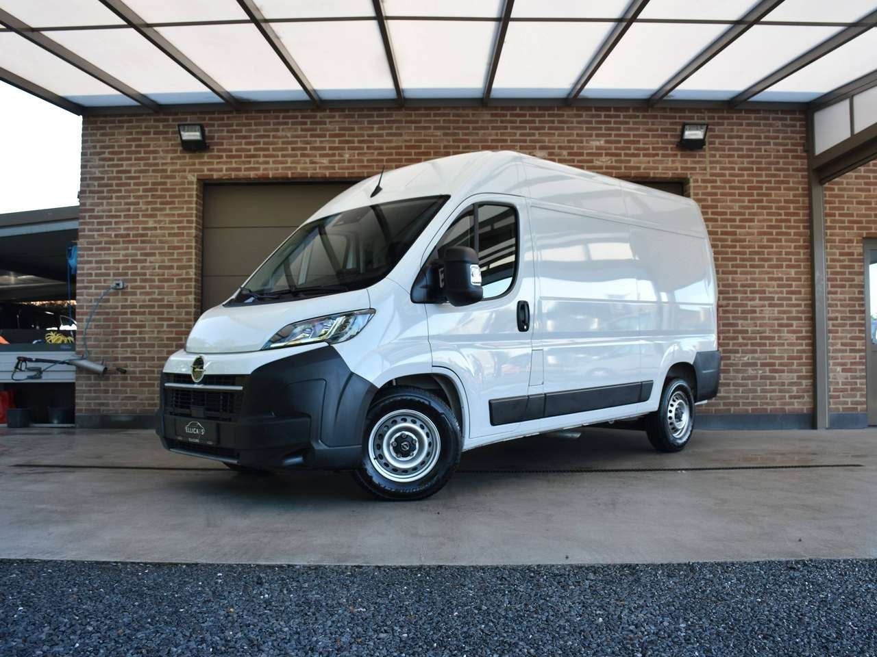 Opel Movano 2.2 HDI L2H2 / AUTOMAAT / 3 ZIT / CARPLAY / GPS, Auto's, Zwart, 0 kg, Wit, 140 pk
