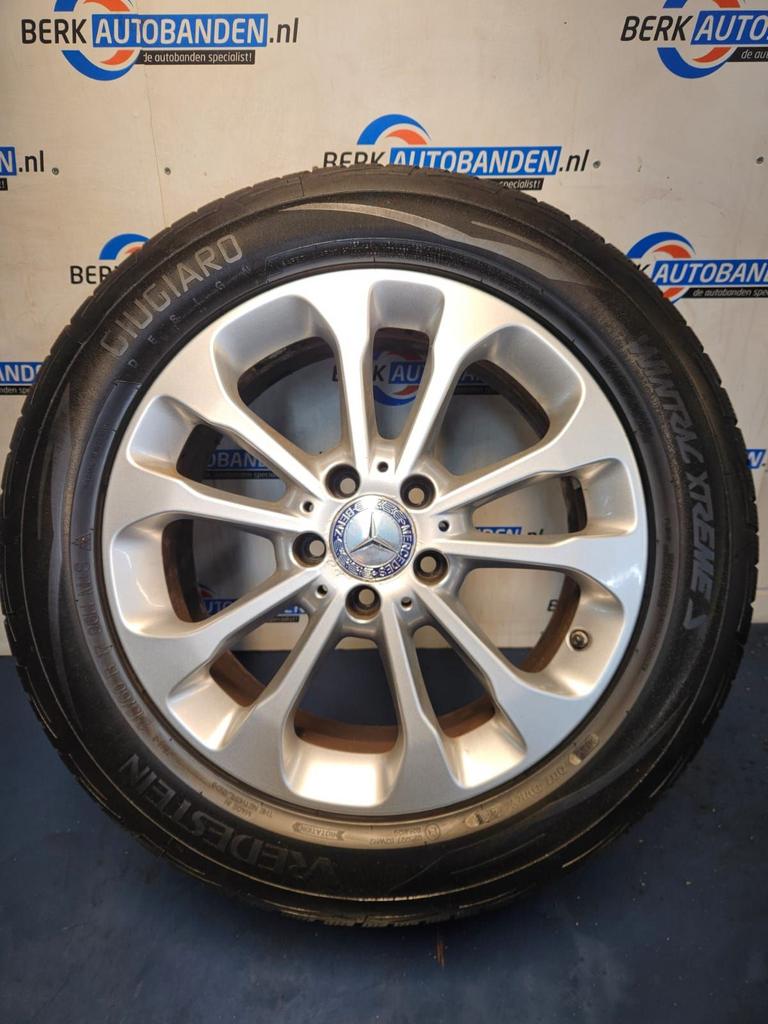 Originele Mercedes GLA Winterset 17 Inch 5x112 66.5 ET38 met, Véhicule de tourisme, -, 17 pouces, Utilisé
