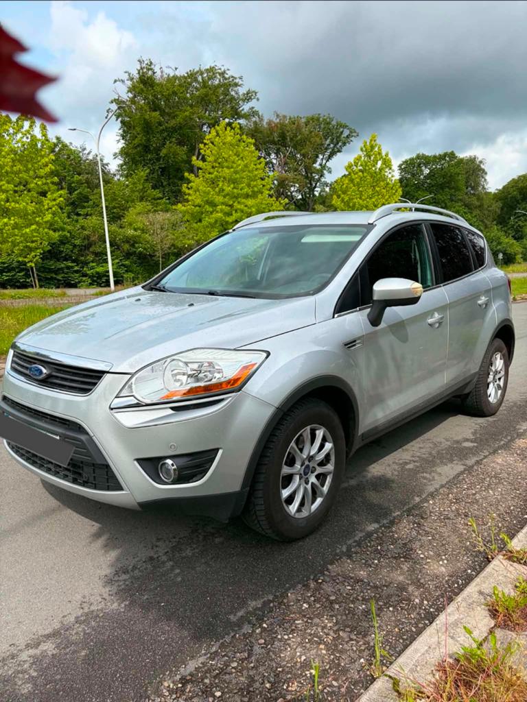 Ford Kuga 2.0 L TDi prêt à immatriculer, 100 kW, Euro 5, Stof, Zwart