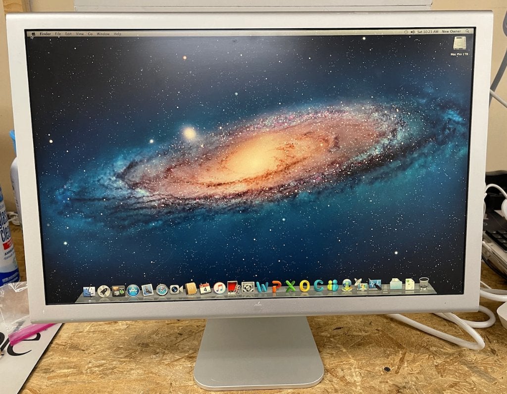 Cinema Display apple 23 inch, Computers en Software, Ophalen, Gebruikt, Apple