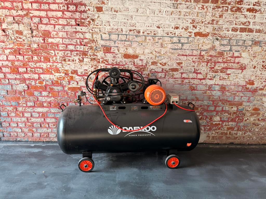 Compressaur triphasé 500L NEGOCIABLE, Enlèvement, Comme neuf